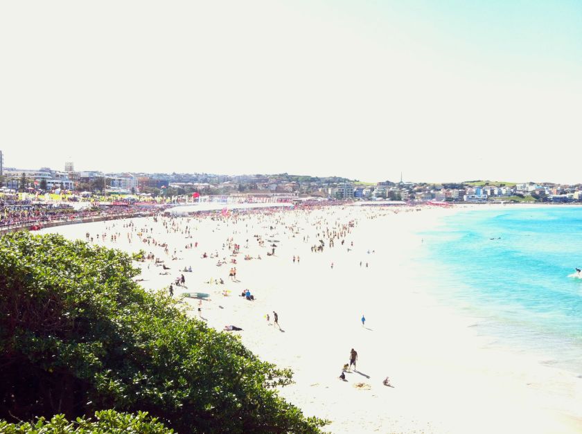 Bondi Beach at the finish - 100k people
